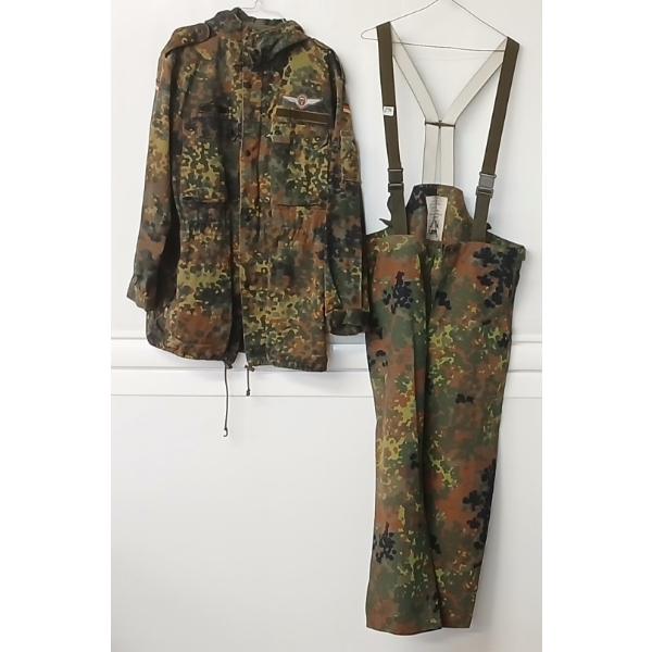 LOT OF 2 - EAST GERMAN PARATROOPER UNIFORM COAT & PANTS