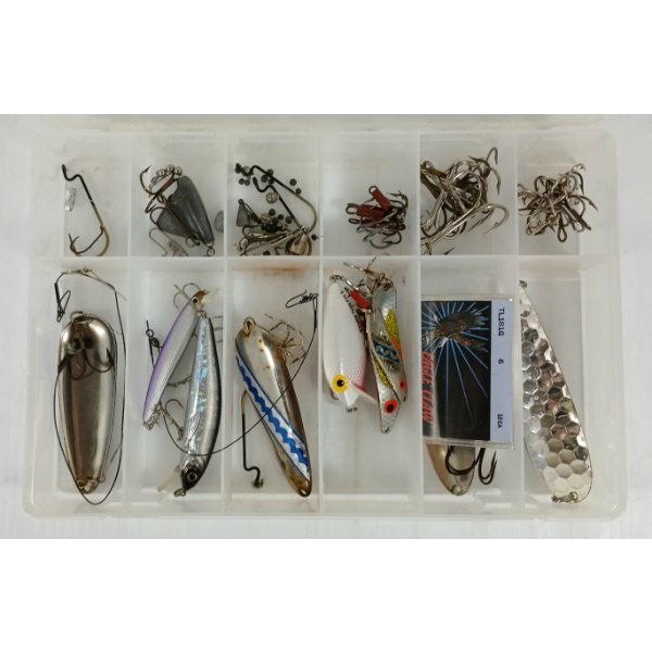 QTY OF MISC LURES