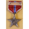Image 2 : WWII U.S. STAR MEDAL FOR HEROIC OR MERITORIOUS ACHIEVEMENTS - INCL CASE