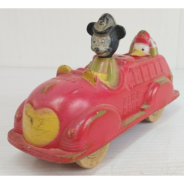 SUNRUCO MICKEY MOUSE & DONALD DUCK FIRE TRUCK