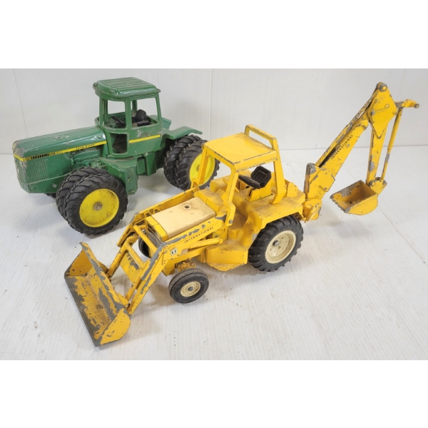 LOT OF 2 - ERTL INTERNATIONAL DIECAST BACKHOE LOADER & JOHN DEERE TRACTOR