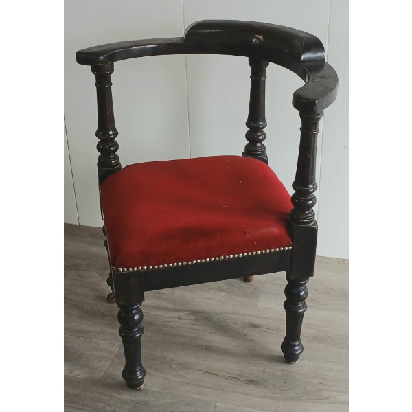 VICTORIAN VELVET SEAT SWORD CHAIR W/ CASTORS