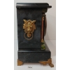 Image 2 : 1900 NEW HAVEN 8 DAY BLACK MANTEL CLOCK