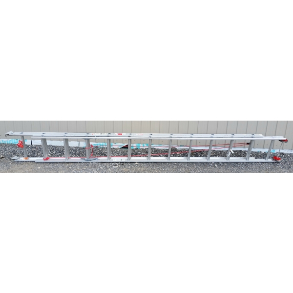 BON L CANADA INC. ALUMINUM MED DUTY EXTENSION & STRAIGHT LADDER W/ WHEELS
