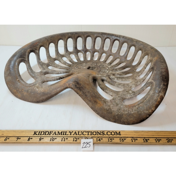 CHAMPION CAST IMPLEMENT SEAT