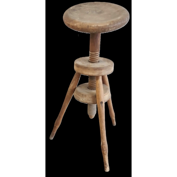 SCREW-ADJUSTABLE TRIPOD WORKSHOP STOOL - LATE 19TH / EARLY 20TH CENTURY