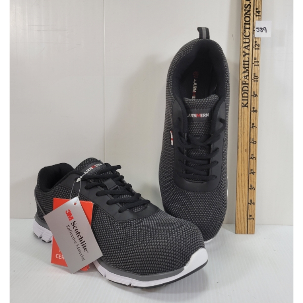 PAIR OF MENS LARNMERN SHOES