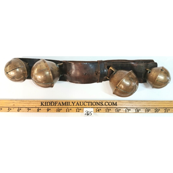 LEATHER STRAP OF SLEIGH BELLS