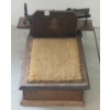 Image 2 : W.&T. AVERY PERSON SCALE - TYPE STANLEY 977B - OAK & BRASS