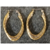 Image 3 : PAIR OF PLATINUM & 14K GOLD PLATED TRIPLE TWIST HOOP EARRINGS