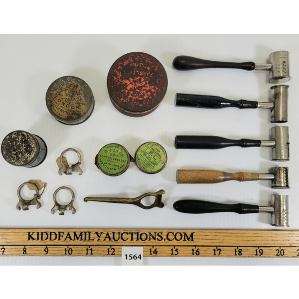 QTY OF PERCUSSION CAP TINS & POWDER / SHOT MEASURES