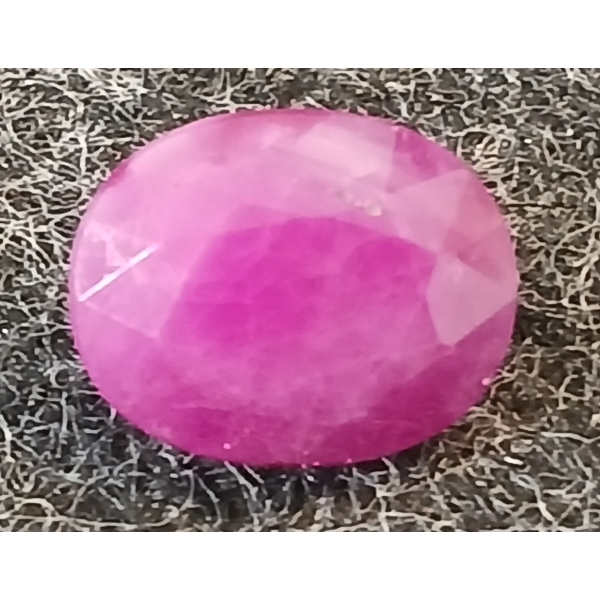 OVAL CUT LOOSE NATURAL UNTREATED MOZAMBIQUE RUBY ($11,360.00 APPRAISAL)
