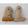 Image 6 : PAIR OF FLORAL BEADED MUKLUKS