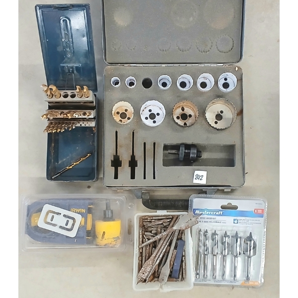 JOB LOT - DRILL BITS, HOLE SAW BITS, WOOD AUGER BITS, CIRCULAR SAW ATTACHMENTS, ETC