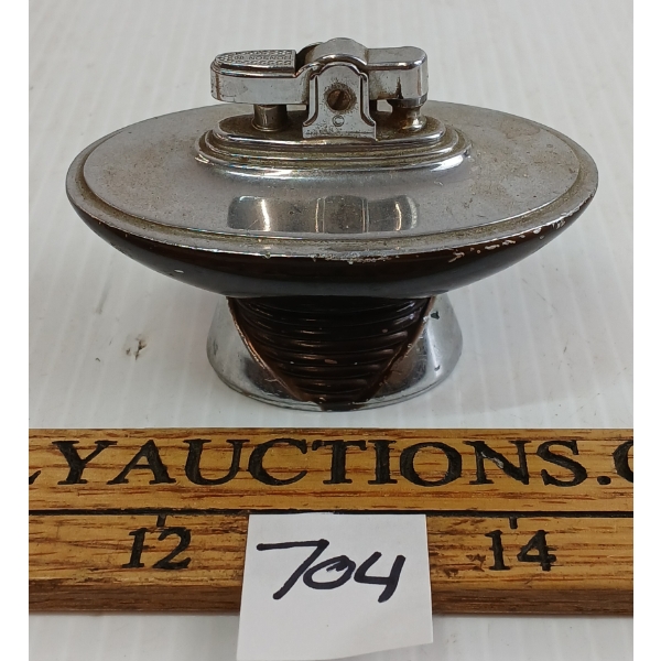 1948 RONSON ART DECO TABLE LIGHTER