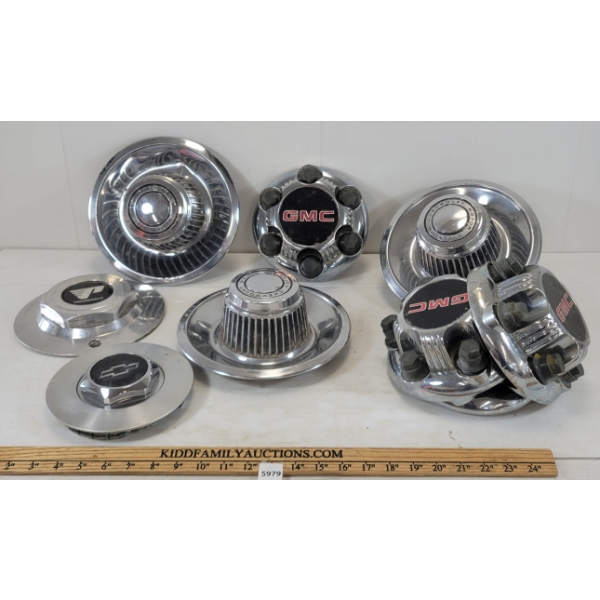 JOB LOT - HUB CAPS - INCL GMC & CHEVY, ETC.