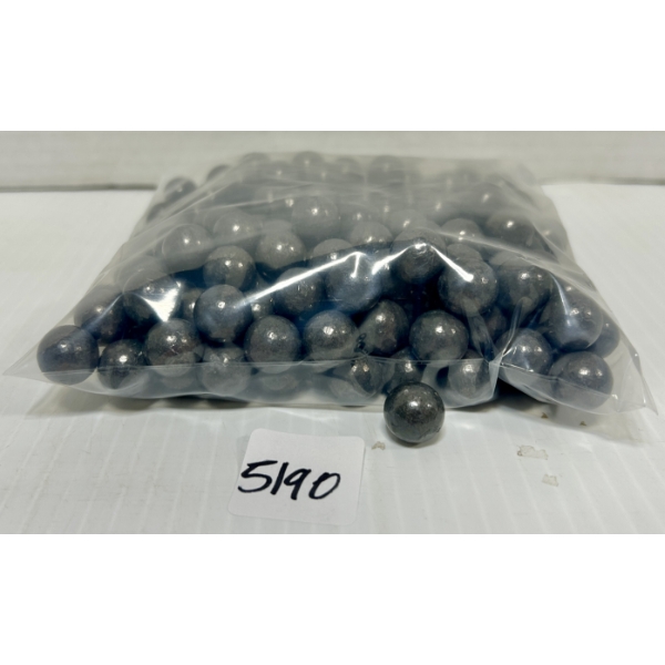 BULLETS: APPROX 200X .530 LEAD ROUND BALLS