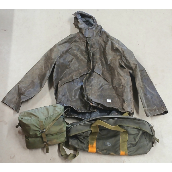 LOT OF 3 - U.S. VIETNAM WAR MEDICAL BAG W/ CONTENTS, U.S. DUFFEL BAG & WET WEATER PARKA