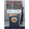 Image 3 : UNIVERSAL GAS PUMP - REFINISHED AS SUPERTEST