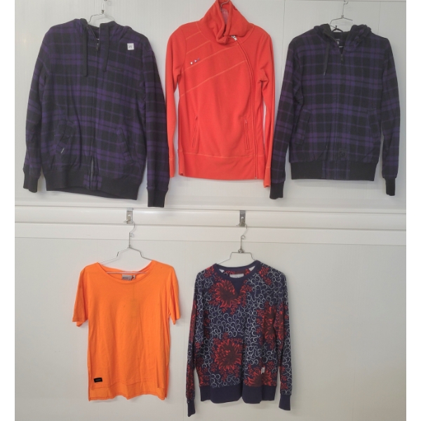 LOT OF 5 - WOMEN'S T-SHIRT, SWEATERS & HOODIES - MFG RAGWEAR, WESC & PENFIELD