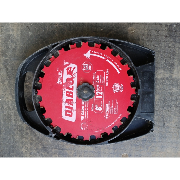 FREUD DIABLO - 8IN STACKED DADO SAW BLADE SET