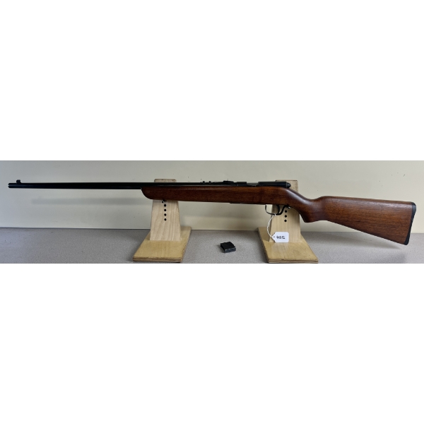 H & R ARMS MODEL 865 PLAINSMAN IN .22 LR 