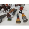 Image 3 : QTY OF BRITAINS LTD LEAD FIGURES