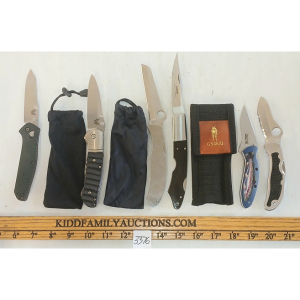 LOT OF 6 - ASSORTED FOLDING KNIVES & TOOLS