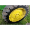 Image 7 : JOHN DEERE MODEL G TRACTOR - 1941 - HAND START
