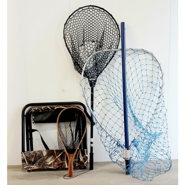 LOT OF 4 - ALPS CAMO FOLDING CHAIR & 3X FISHING NETS