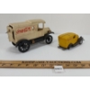 Image 2 : LOT OF 2 - COCA-COLA DIECAST TRUCK MODELS 