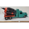 Image 5 : 1950's STRUCTO PRESSED STEEL READY-MIX CONCRETE TRUCK