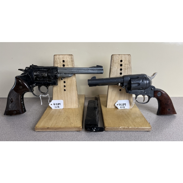 LOT OF 2 - CROSMAN BB PISTOLS - NO PAL REQUIRED 