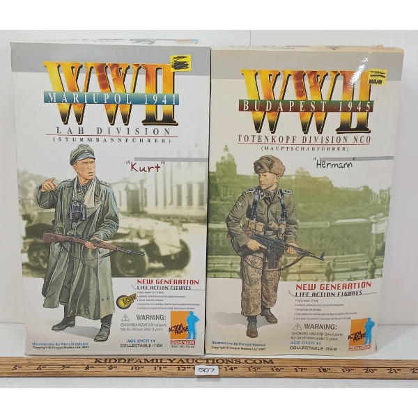 LOT OF 2 - DRAGON WWII MODELS - INCL 1941 MARIUPOL "KURT" & 1945 BUDAPEST "HERMANN"