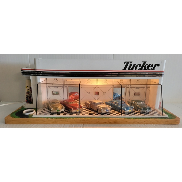 TUCKER LIGHT UP GARAGE DIORAMA DISPLAY