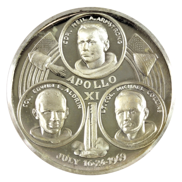 Lombardo Mint 1969 Apollo 11 Moon Landing Medallion 25.3g-Silver, 38mm.
