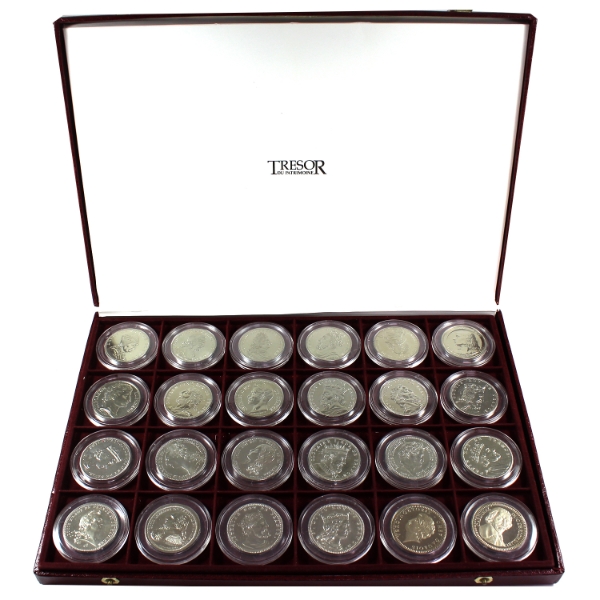 France Great Figures in French History 24-Medal Set