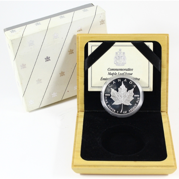 1989 $5 SML 1oz .9999 Fine Silver in Wooden Box (Tax Exempt)