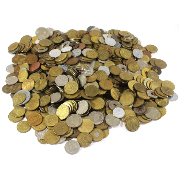 Bulk Collection of 4250g or Just Over 9.3lb of Assorted Tokens.