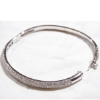 Image 2 : 18K White Gold Pavé Diamond Hinged Cuff Bracelet