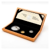 Image 1 : 1989 Commemorative Maple Leaf 1oz Silver, 1/10oz Platinum & 1/10oz Gold 3-Coin Set. (Tax Exempt)