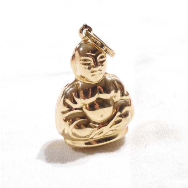 14K Yellow Gold 3-Dimensional Buddha Pendant/Charm. Total weight of 2.38 grams. 