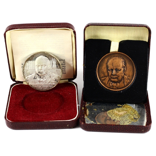 Pair of Winston Churchill Commemorative Medals in Original Display Boxes - Sterling Silver & Bronze