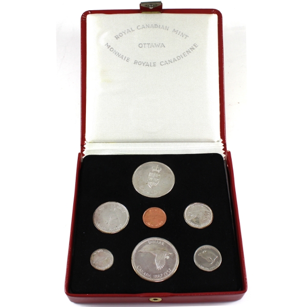 1967 Specimen Set with Medallion in Red Case