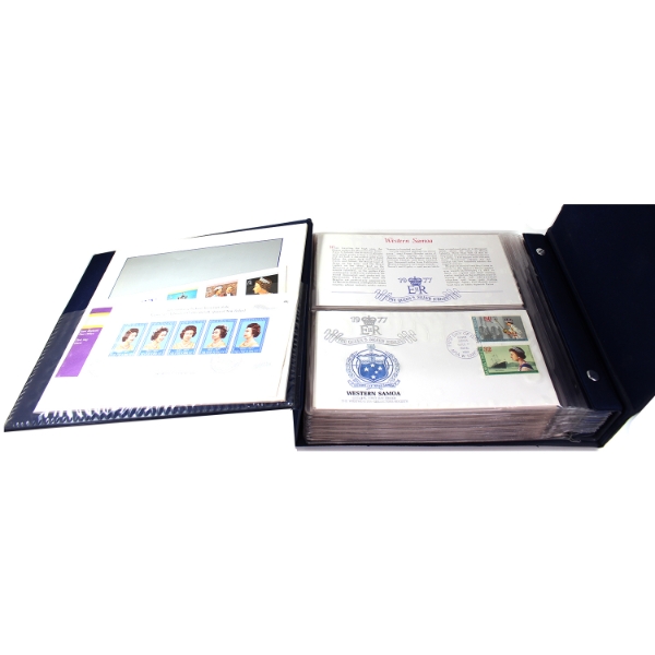 Westminster Collector's Society 1977 The Queen's Silver Jubilee Stamp Album