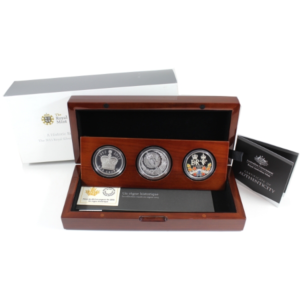 2015 The Longest Reigning Monarch of the Commonwealth 3-Coin Set