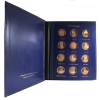 Image 1 : Wellings Mint The Great Canadians 24-Bronze Medal Set in Binder