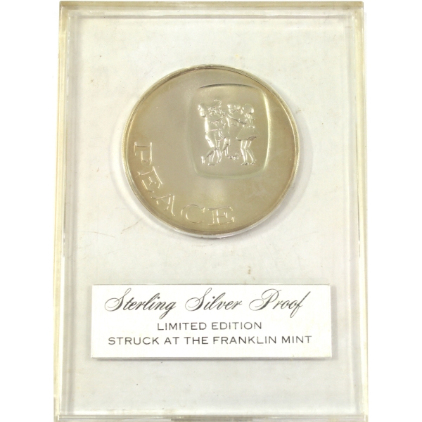 Franklin Mint N.D. Peace Sterling Silver Proof Medallion in Plastic Display Holder