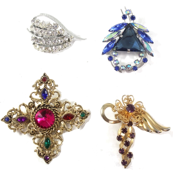 Group Lot of Large Brooches. 4pcs.