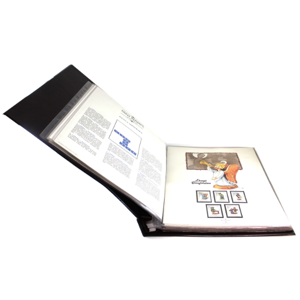 *World Book of Assorted Mint Stamps from 12 Different Countries